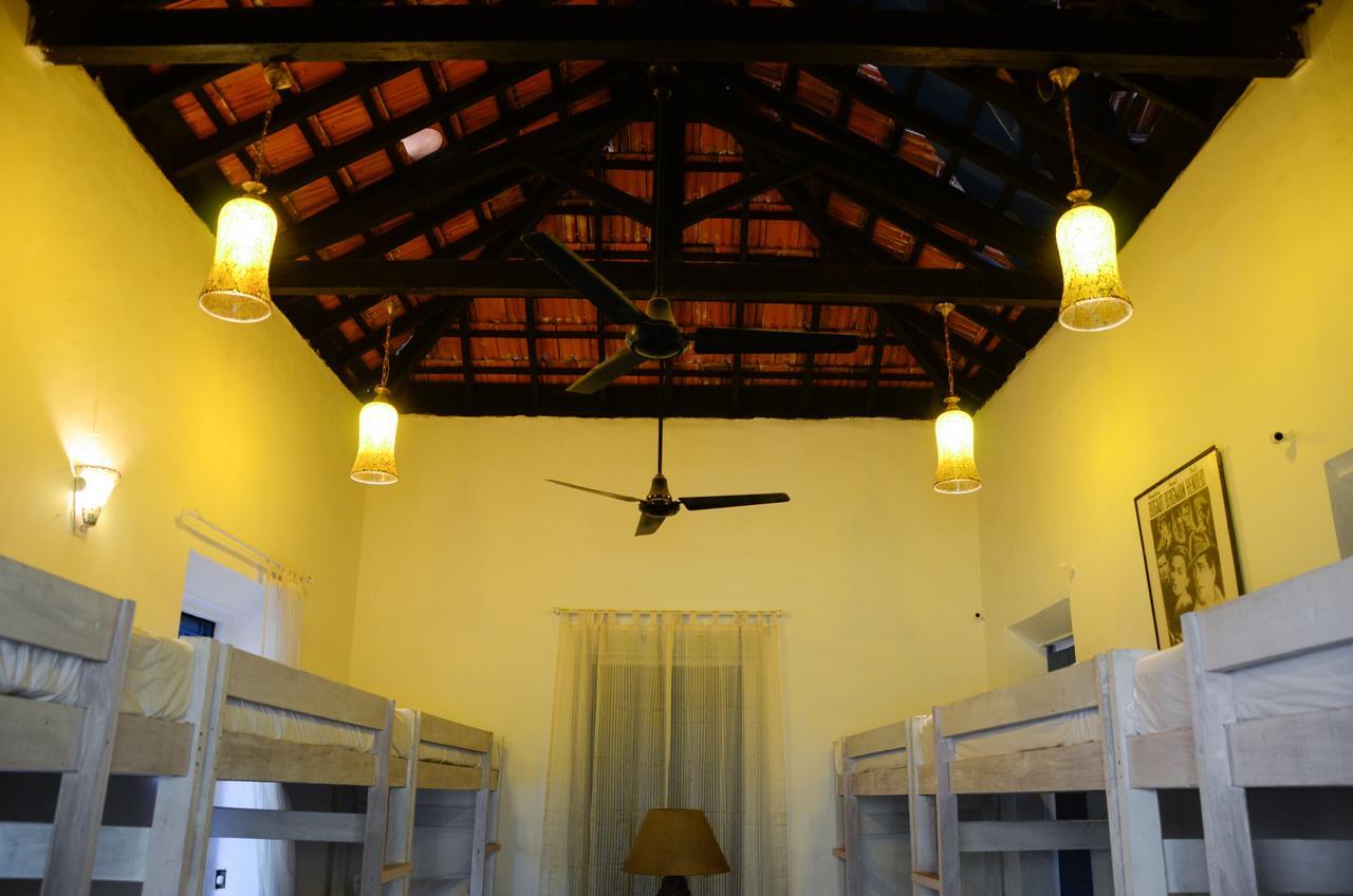 Woke Arpora Hostel Exterior foto